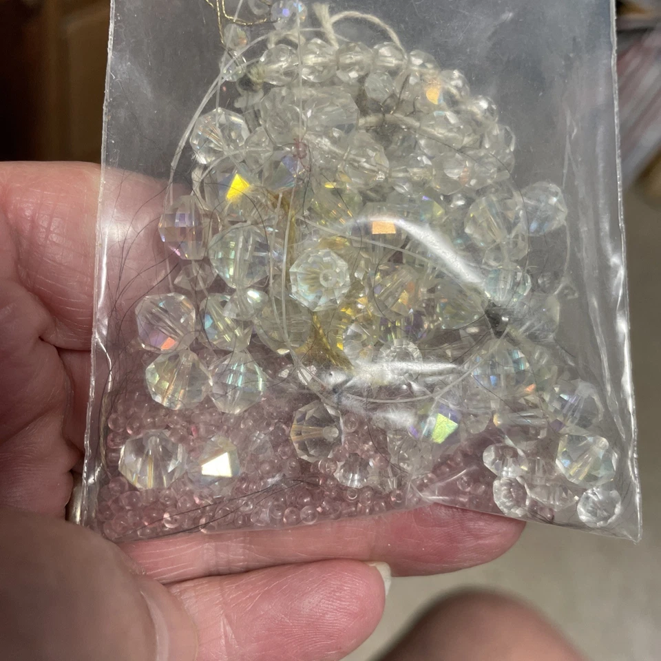 Lote De Colección Vidrio Transparente Rosa AB Cristal Corte Cuentas 30 Gramos Formas Mixtas Tamaños Foto 2 de 4