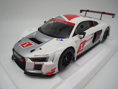AutoArt 81600 Audi R8 FIA GT GT3 Geneva Presentation Car ''2016'' 1:18 OVP!!