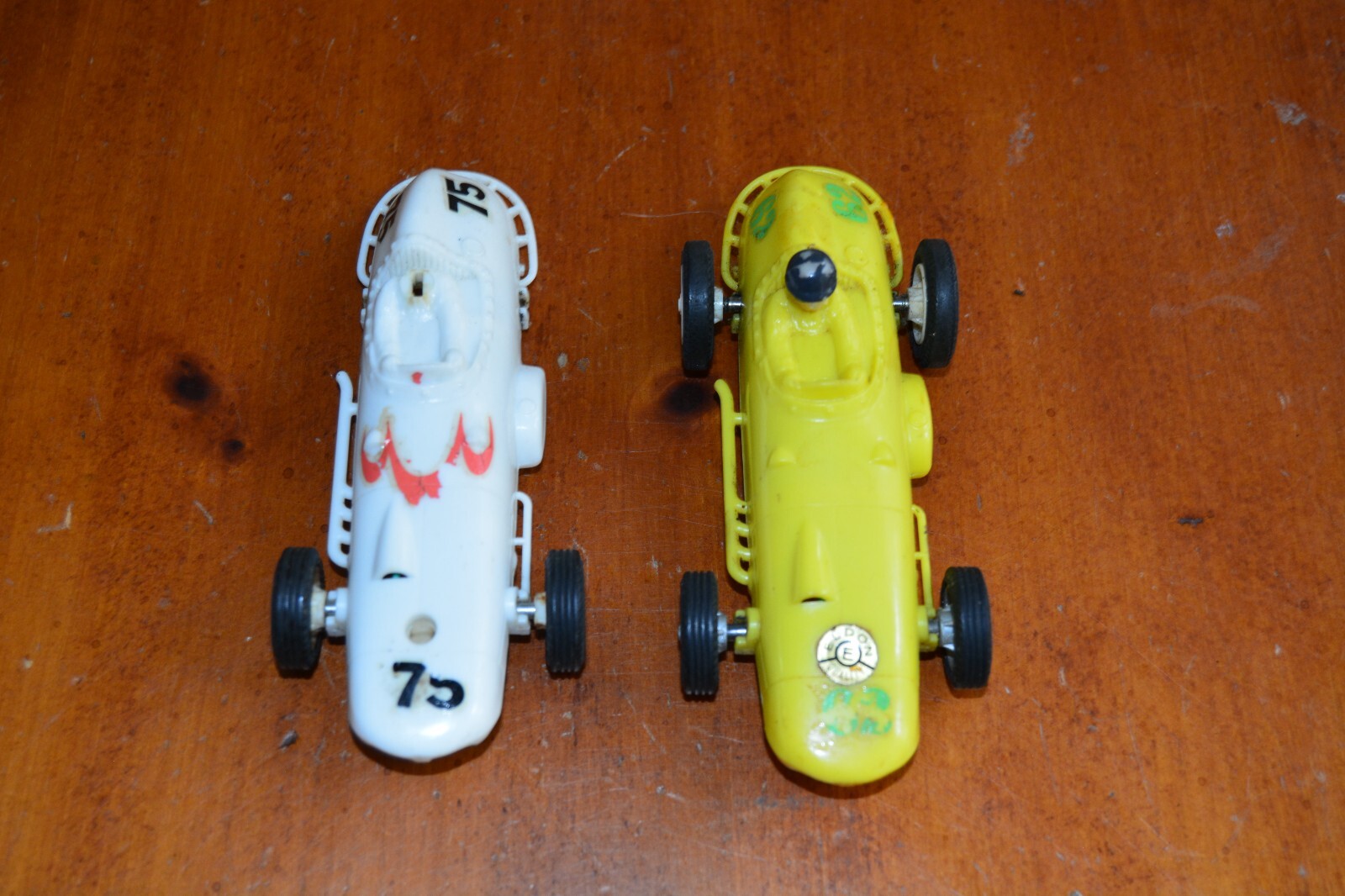 Eldon Slot Car Set 9525 Power 8 Road Race Set eBay