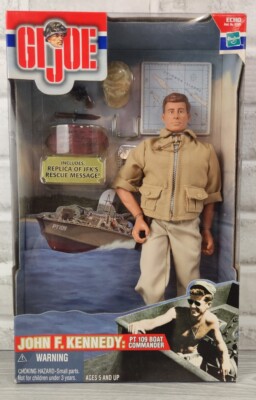 GI Joe John F. Kennedy: PT 109 Boat Commander Hasbro 12