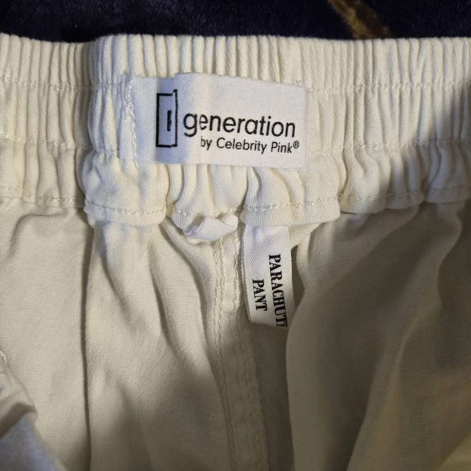 Pantalones de paracaídas re generation by Celebrity rosa tiro medio ajustados de pana talla pequeña Foto 2 de 4