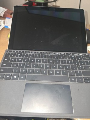 Microsoft Surface Go (Model 1824) 10'' Touchscreen Tablet/Laptop   Windows 10/11
