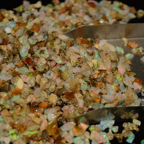 25 gms Natural Ethiopian Opal Unpolished Loose Gemstone Rough Lot 1-3mm aproxx - Picture 14 of 19