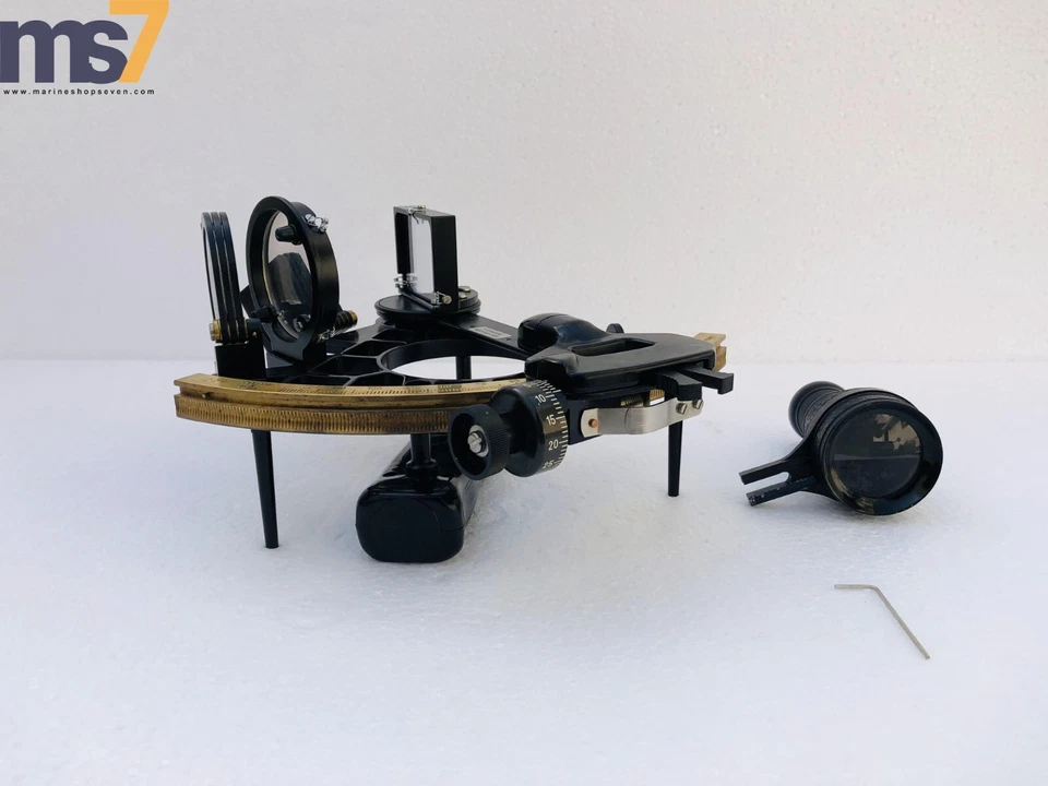 INSTRUMENTO DE NAVEGACIÓN NÁUTICA SEXTANTE G. HECHELMANN HAMBURG BSH 47/01/2/98 Foto 3 de 4