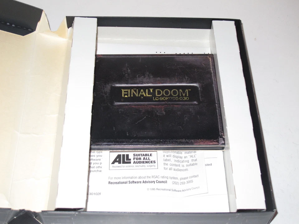 Microsoft Windows Big Box Final Doom (PC, 1994) Near Mint Disc - RARE iD Game - Image 3 of 4