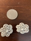 Vintage Trifari White Flower Enamel Clip On Earrings Gold Tone Clips — photo 3