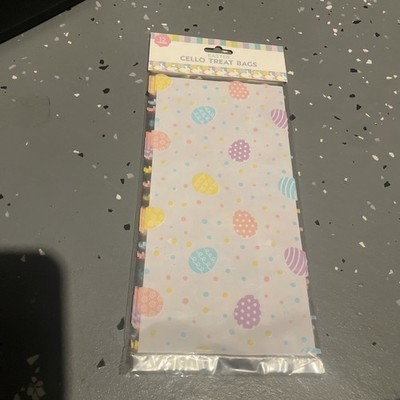 Easter 12 ct Plastic Hip Hop Bunny Treat Bags 5 in x 10.5 in with bag ties