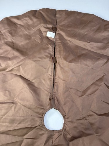 Christmas Tree Skirt Brown Beaded Lustrous Satiny Material Ruffle 50” - Picture 6 of 7