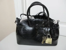 STEVE MADDEN DT627030 LOCK AND KEYS FOB SATCHEL/SHOULDER BAG     BLACK    NWT