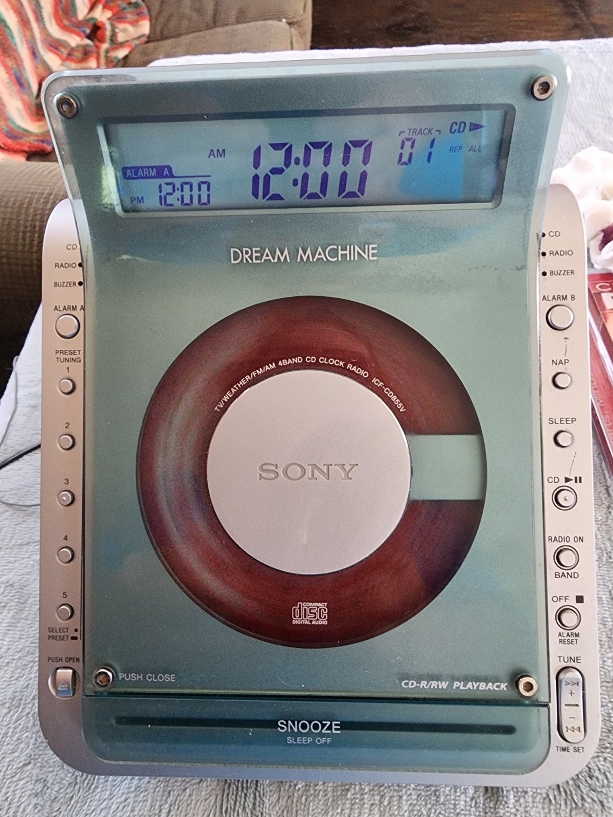 Sony Dream Machine Alarm Clock CD Player Radio ICF-CD855V - Tested. Works Great