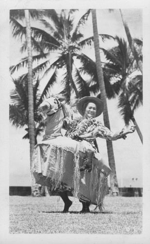 1930s'-40s Hilo Hattie, Clara Inter & Horse Kiele Hawaii Photo Kodak Hula Show