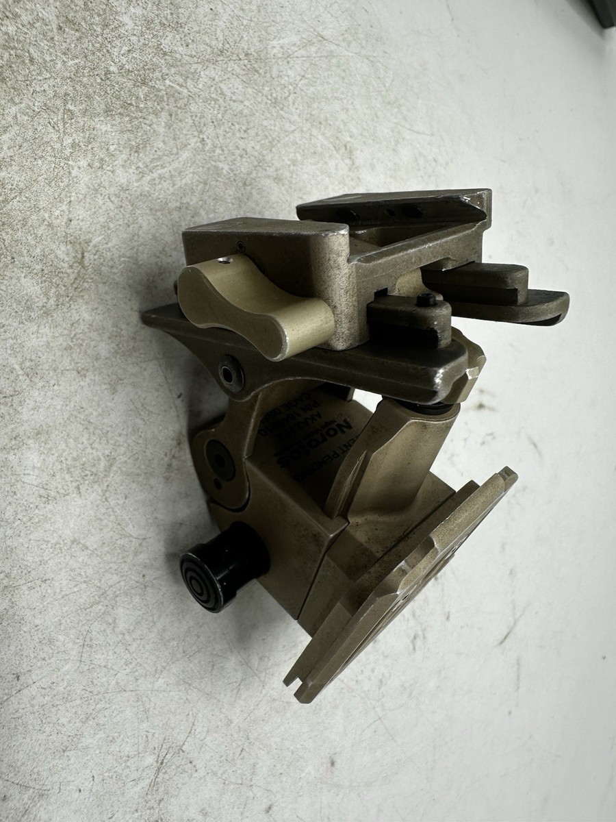 美品　米軍　実物　NOROTOS NIGHT VISION AKA2 Norotos AKA2 Breakaway Night Vision Helmet Mount