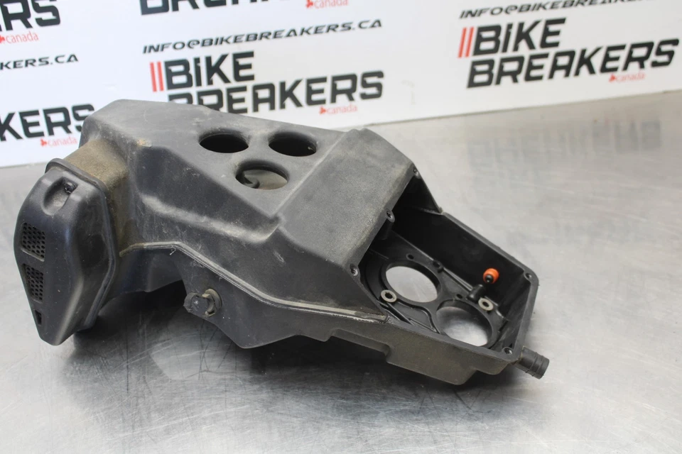 05-06 VICTORY KINGPIN DELUXE AIRBOX AIR INTAKE FILTER BOX BB195 - Image 4 of 4