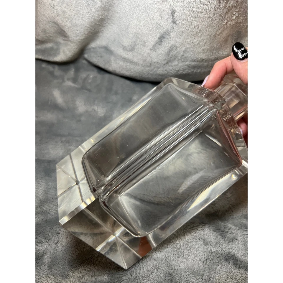 Decantador de whisky cuadrado de cristal pesado vintage con tapón de lágrima sólida Foto 4 de 4