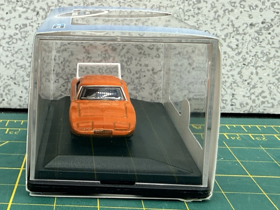 Dodge Charger Daytona 1969 alerón naranja/blanco escala 1/87 HO 87DD69002 Foto 4 de 4