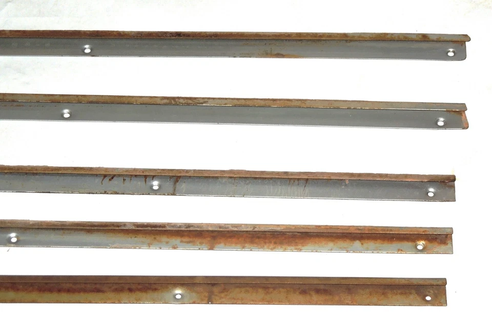 68 69 70 71 72 73 Datsun 510 Wagon Juego de 5 piezas Panel de puerta Tira de anclaje interior R L Foto 3 de 4