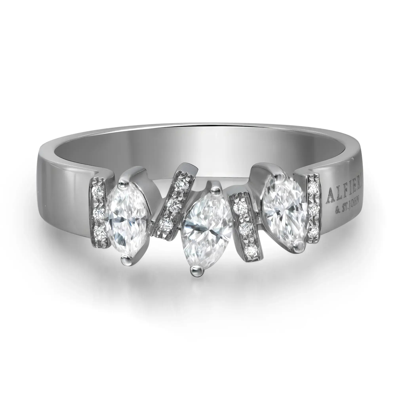 Кольцо с маркизой Альфиери Сент-Джон и бриллиантом круглой огранки из Белого золота 18 карат весом 0,50 Карата