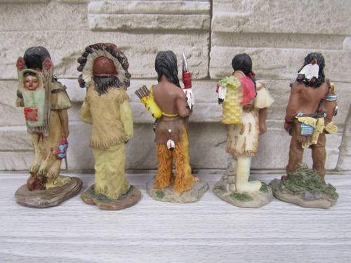 5 estatuillas pequeñas de resina de indios nativos americanos de 5" pintadas a mano tradicionales - Imagen 8 de 9