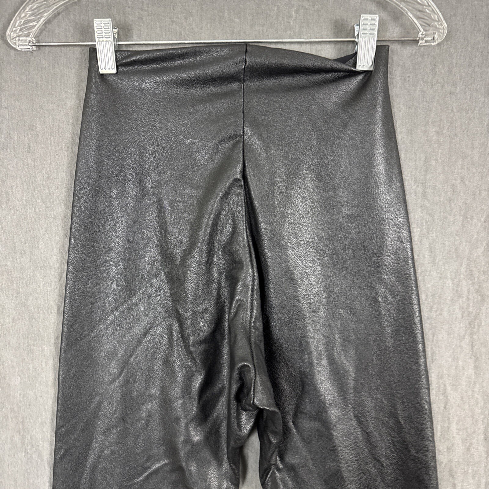 Commando Women's Size Medium Solid Black Faux Lea… - image 4