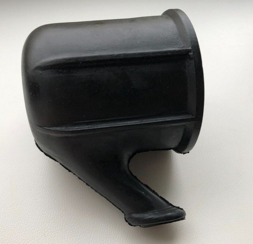 BMW E12 E21 E23 E24 E28 E30 SCHEINWERFER ABDECKKAPPE BMW GUMMI 61131372314