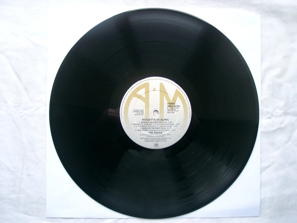 THE POLICE - Reggatta De Blanc LP - AMLH 64792 - 1st 1979 UK Issue - Listen MP3 - Image 3 of 4