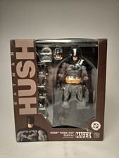 Medicom Toy MAFEX Batman Hush Black Version