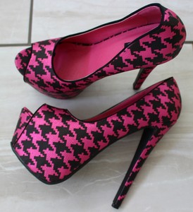 pink platform court shoes
