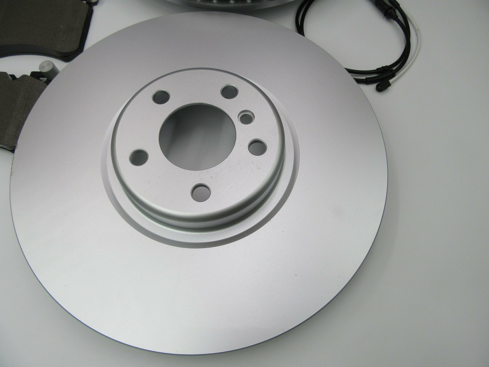 Rolls Royce Wraith Dawn front brake pads and rotors 376