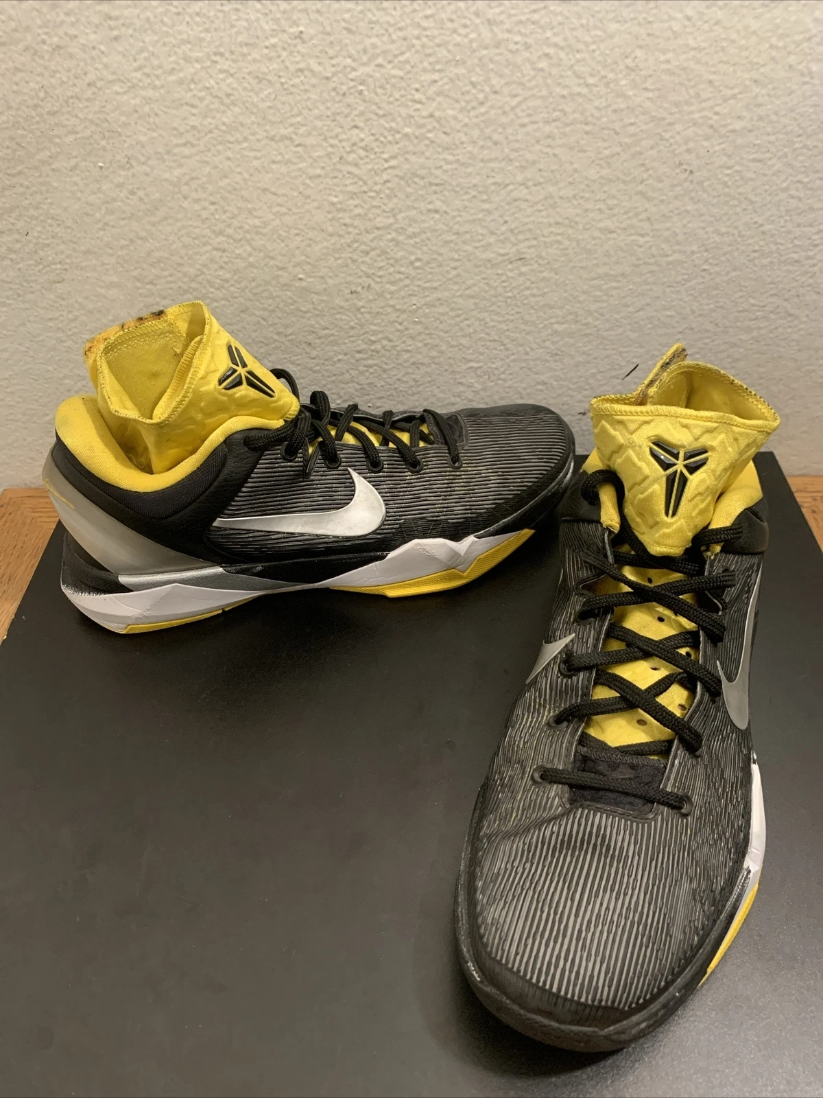 Nike Kobe 7 Supreme noir Del Sol 2011 taille 9 sans boîte 488244 001