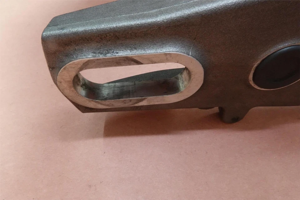 Brazo basculante horquilla rueda trasera Aprilia Caponord 1200 2015 13-17 Foto 3 de 4