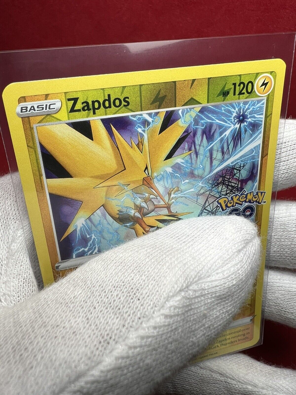 Zapdos Reverse Foil Raro Pokémon Go, Jogo de Tabuleiro Original Copag  Nunca Usado 79762073