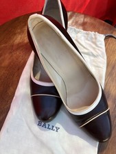 Vintage Bally Womens Serval Shoe 6.5 Leather Stacked Block Heel Almond Close Toe