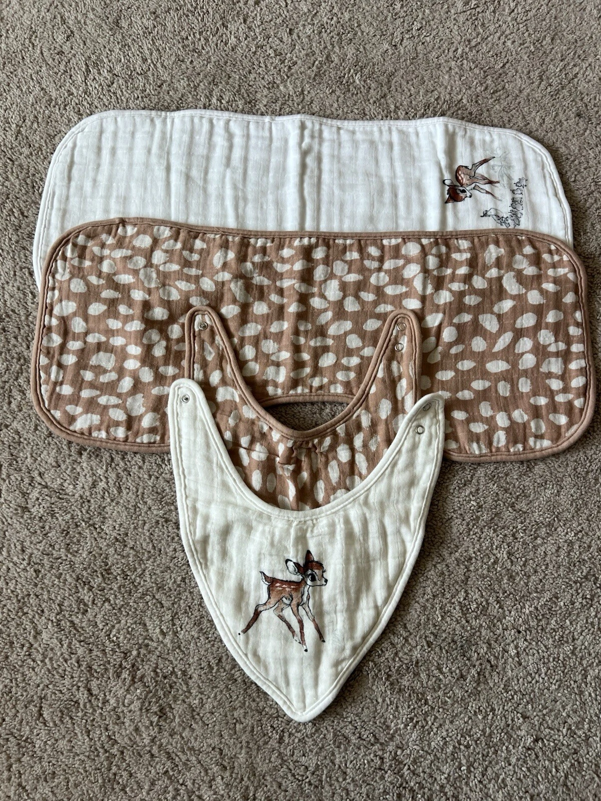 Pottery Barn Kids Disney Bambi Deer Print Baby Infant Bibs Burp Cloths Lot NWOT