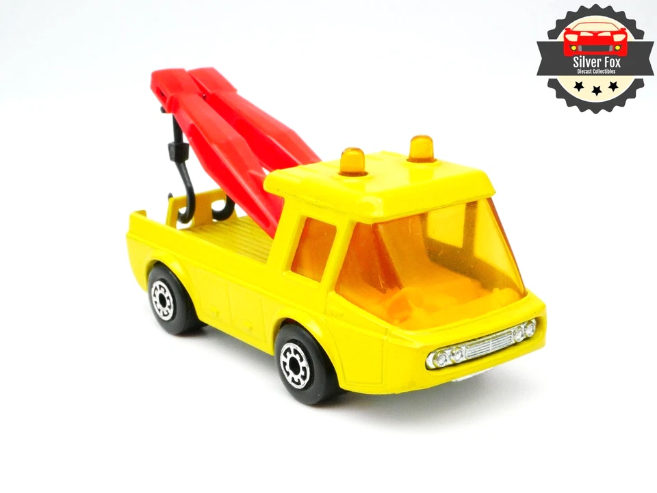 MATCHBOX 1972 TOW JOE TRUCK YELLOW METAL BASE ENGLAND LESNEY VINTAGE 1:64 #74 - Image 4 of 4