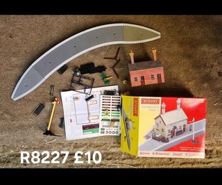 Hornby R.8227 Accessories Pack Complete Set