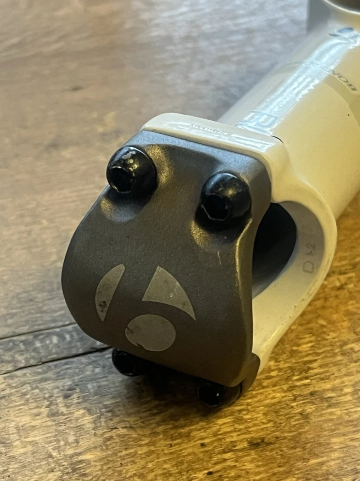 Bontrager Race Lite Threadless Stem 100 mm 31.8 00s 10s Road Bike Trek - Image 3 of 4