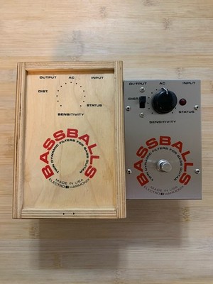 Electro-Harmonix Bassballs Twin Dynamic Filter Guitar Pedal