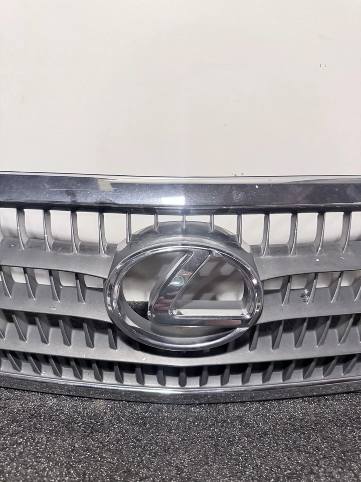 Conjunto completo de parrilla superior Lexus RX400h 2006-2008 Foto 3 de 4