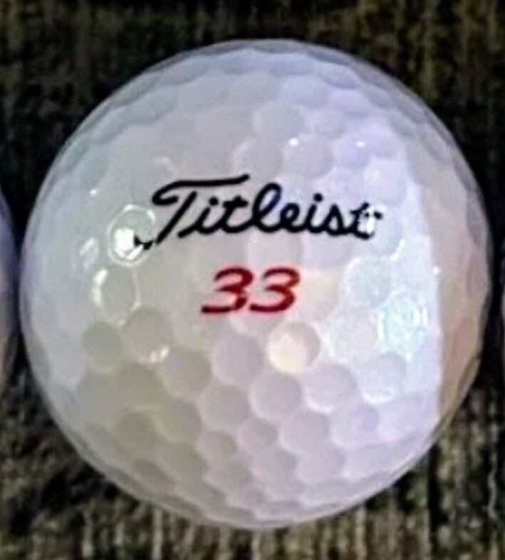 TITLEIST VG3 GOLF BALLS, ONE DOZEN, MENS PEARL WHITE NEW VERY HOT JAPAN