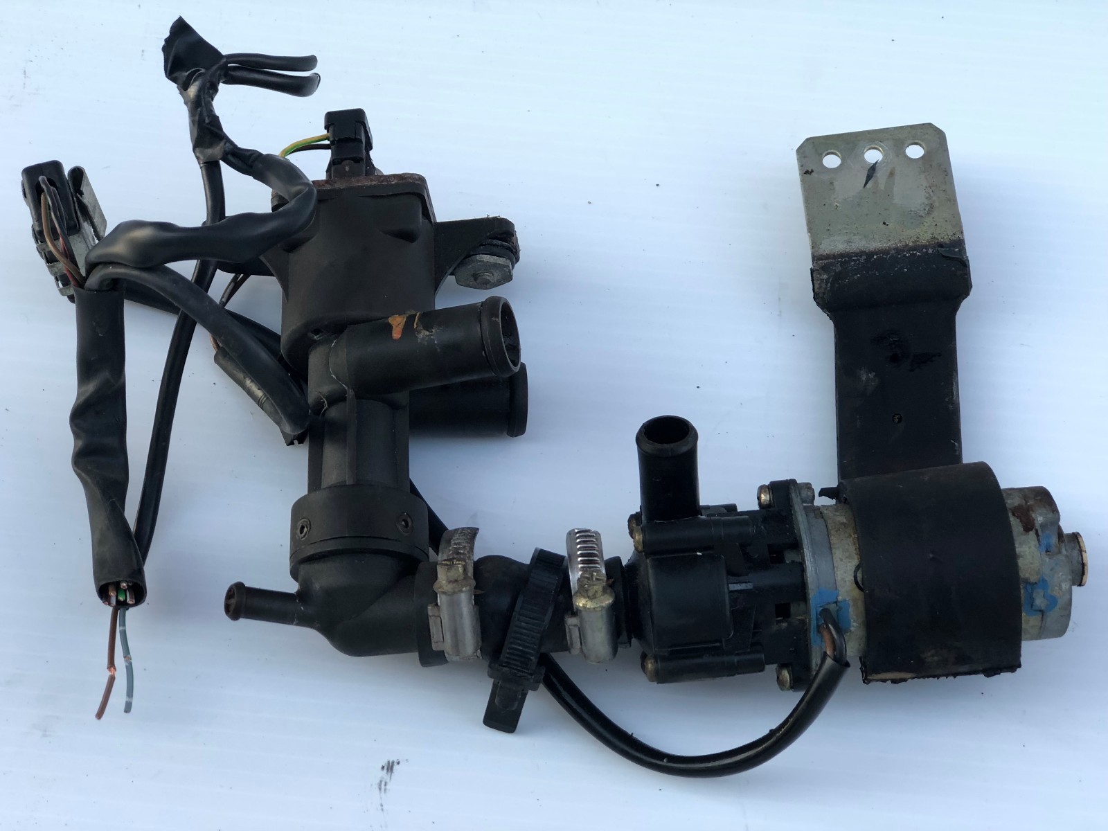 MercedesBenz Heater Control Valve Full Assembly Unit P 000 830 3784