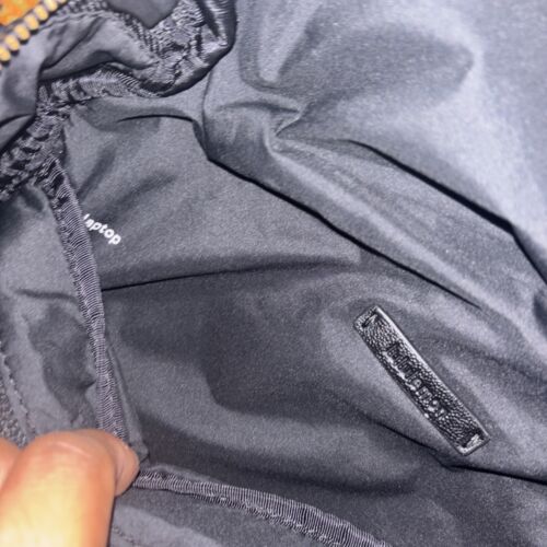 Mochila acolchada Lululemon Get Set 19L unisex - negra - Imagen 5 de 9