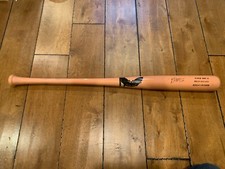2010 Brian McCann SIGNED Sam Bat GAME USED PINK MOTHER'S DAY 34