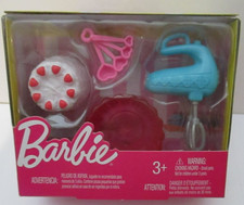 BARBIE, 2018 KITCHEN ITEMS...NEW...FHP71