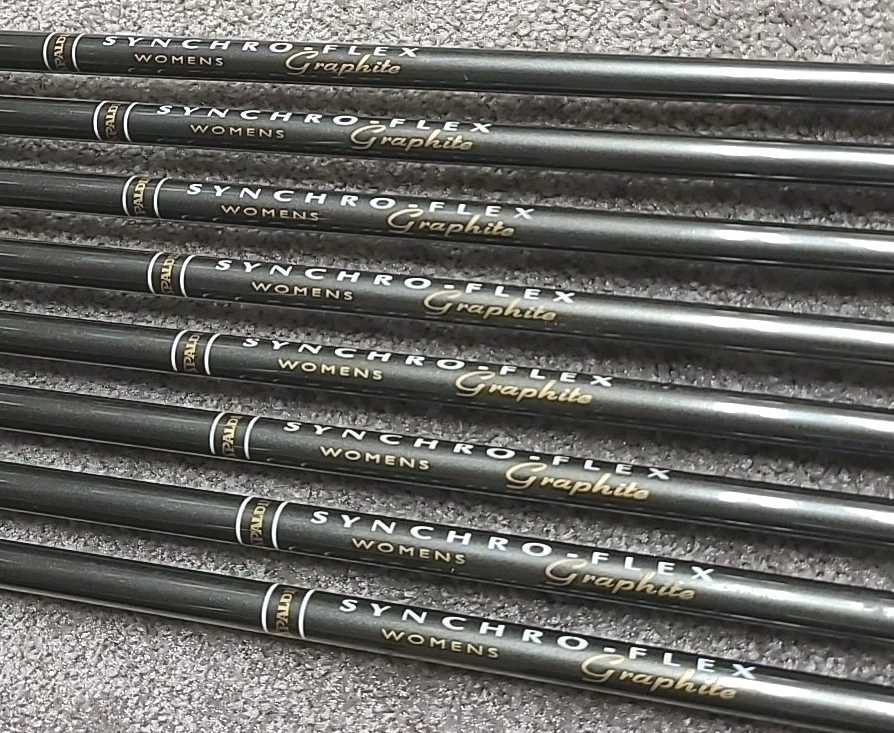 Spalding Legacy Women’s RH Graphite Golf Iron Set 3–9 PW Synchro-Flex Mint Cond - Image 4 of 4