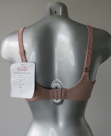 TRIUMPH LINGERIE LADYFORM SOFT BLUSH LACE UNDERWIRED NON PADDED BRA GB 34D 75D
