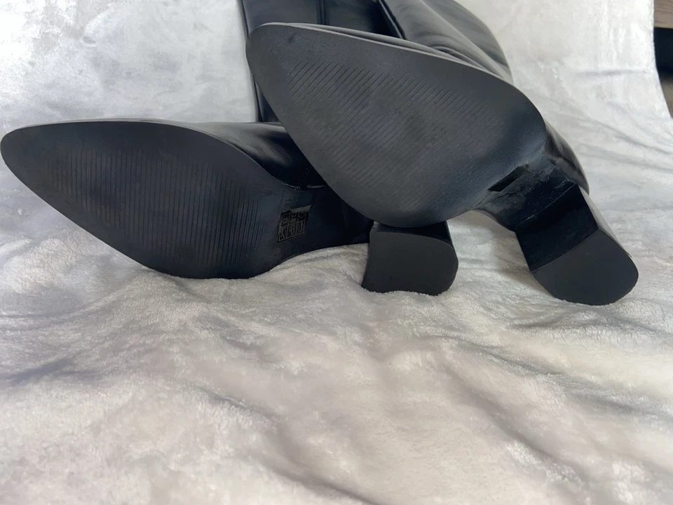 Botas de cuero negras Journee Signature Laila usadas en excelente estado - (talla 9, pantorrilla regular) Foto 4 de 4