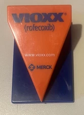 Merck Vioxx Rofecoxib Chip Bag Clip Fridge Magnet Large Pharma Drug Medicine