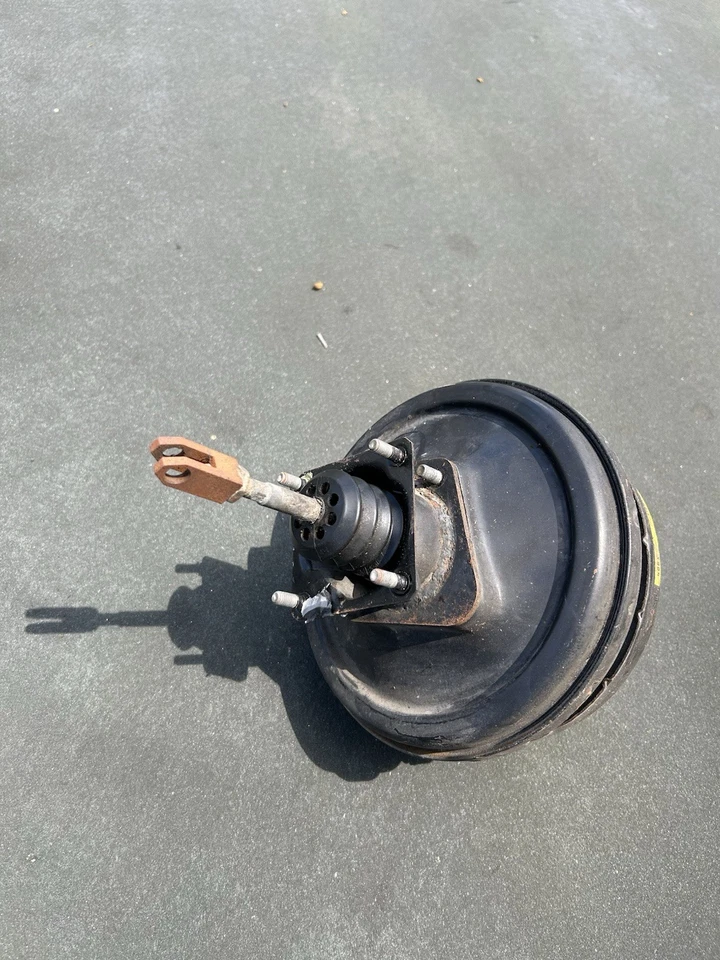 BMW E30 325ix Brake Booster With Master Cylinder 3433116148 34311161859 - Image 3 of 4