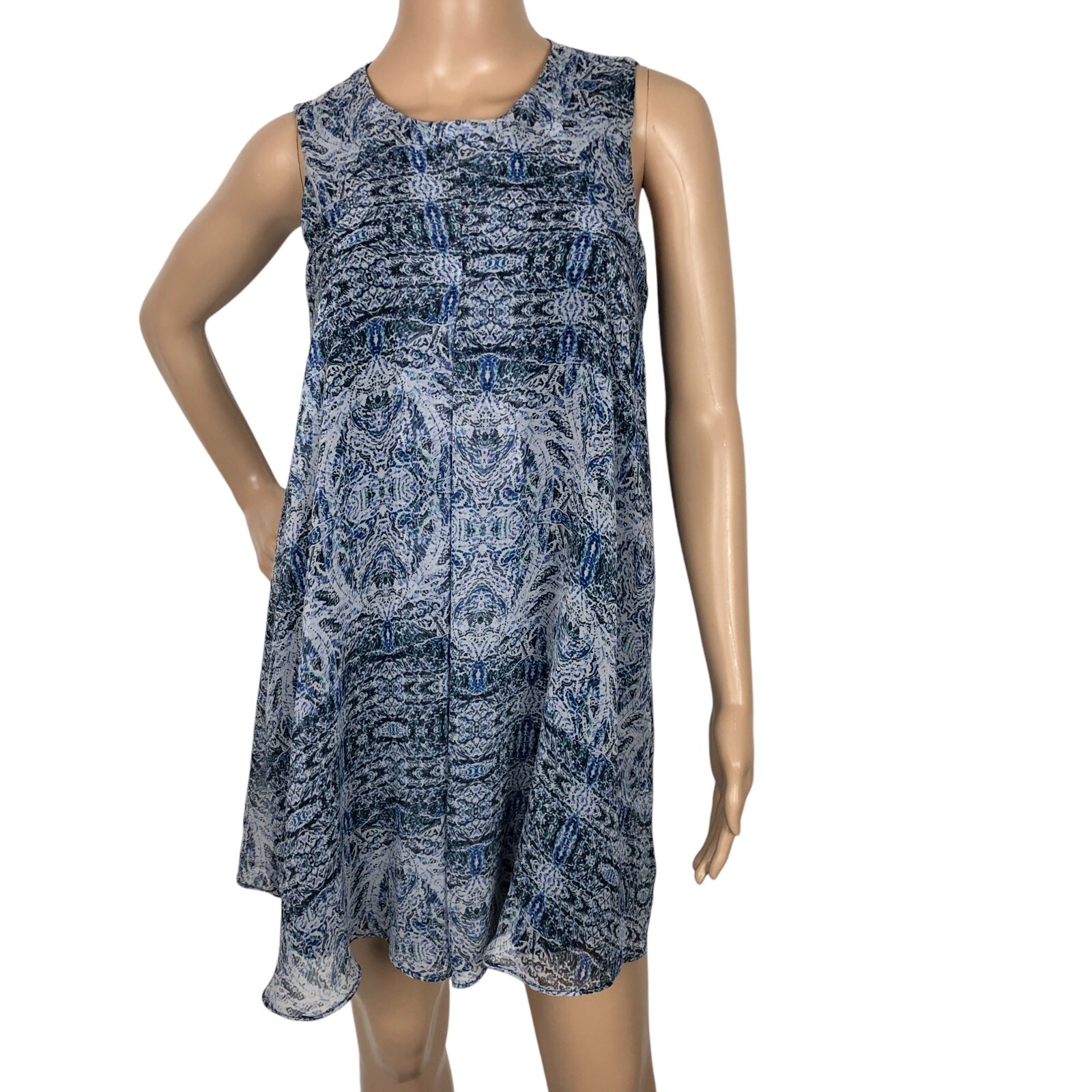 BCBGeneration Printed High Neck Shift Mini Dress … - image 1