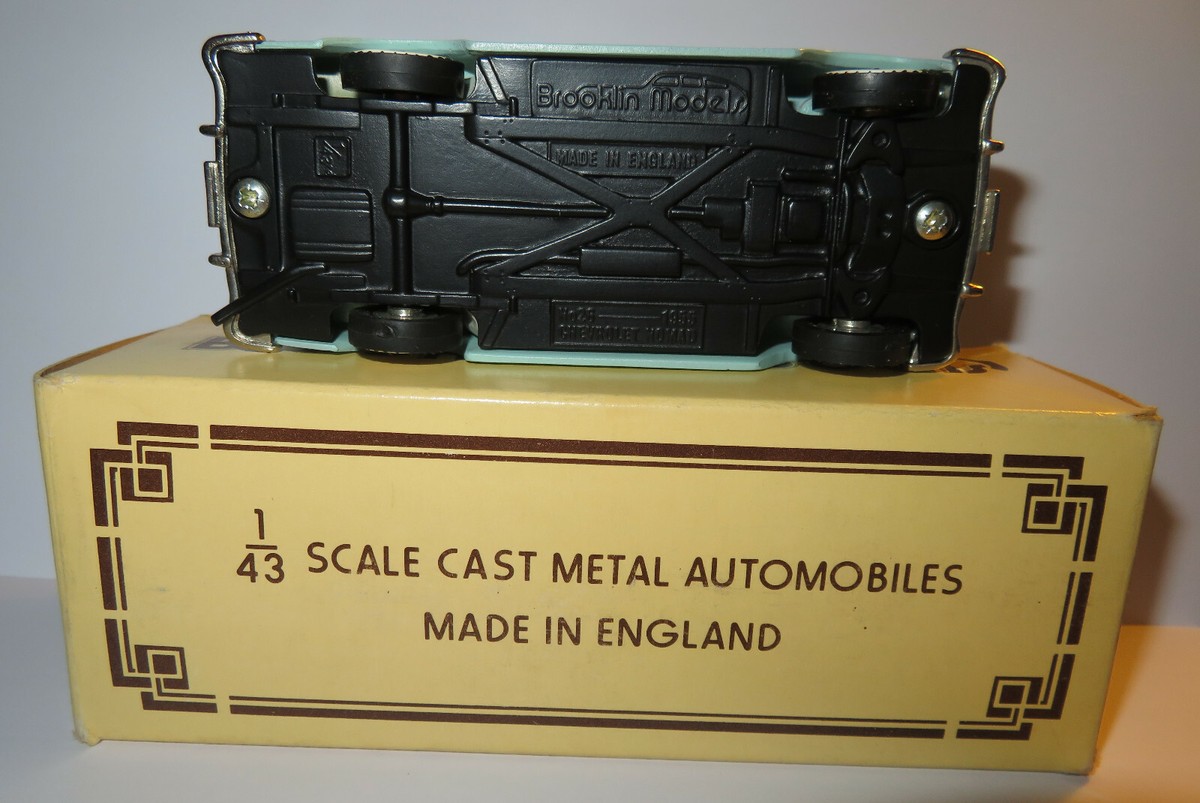 Miniature Brooklin Chevy Nomad Van Chevrolet 1955 - Bleu Clair - Échelle 1/43 - Réf BRK 26 - Boîte D'origine
